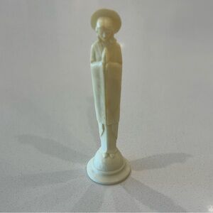 Serene Cream Sculpture